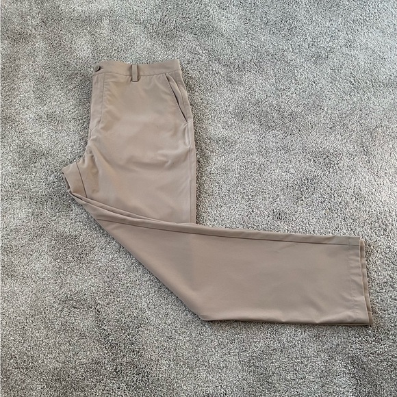 Vineyard Vines Other - Vineyard Vines Breaker Pant Tan Size 36 X 32